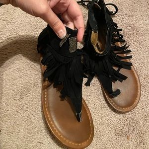 Fringe sandals